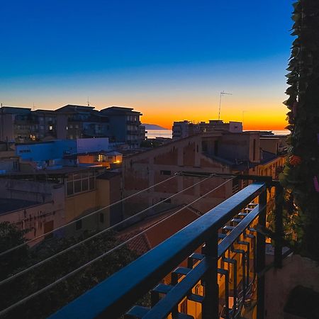 Seaview Terrace Apartment Relax & Comfort In Milazzo, Ture'S Home Exterior foto